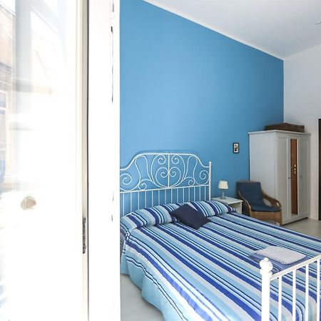 Camera Con Vista Apartments Неаполь Экстерьер фото